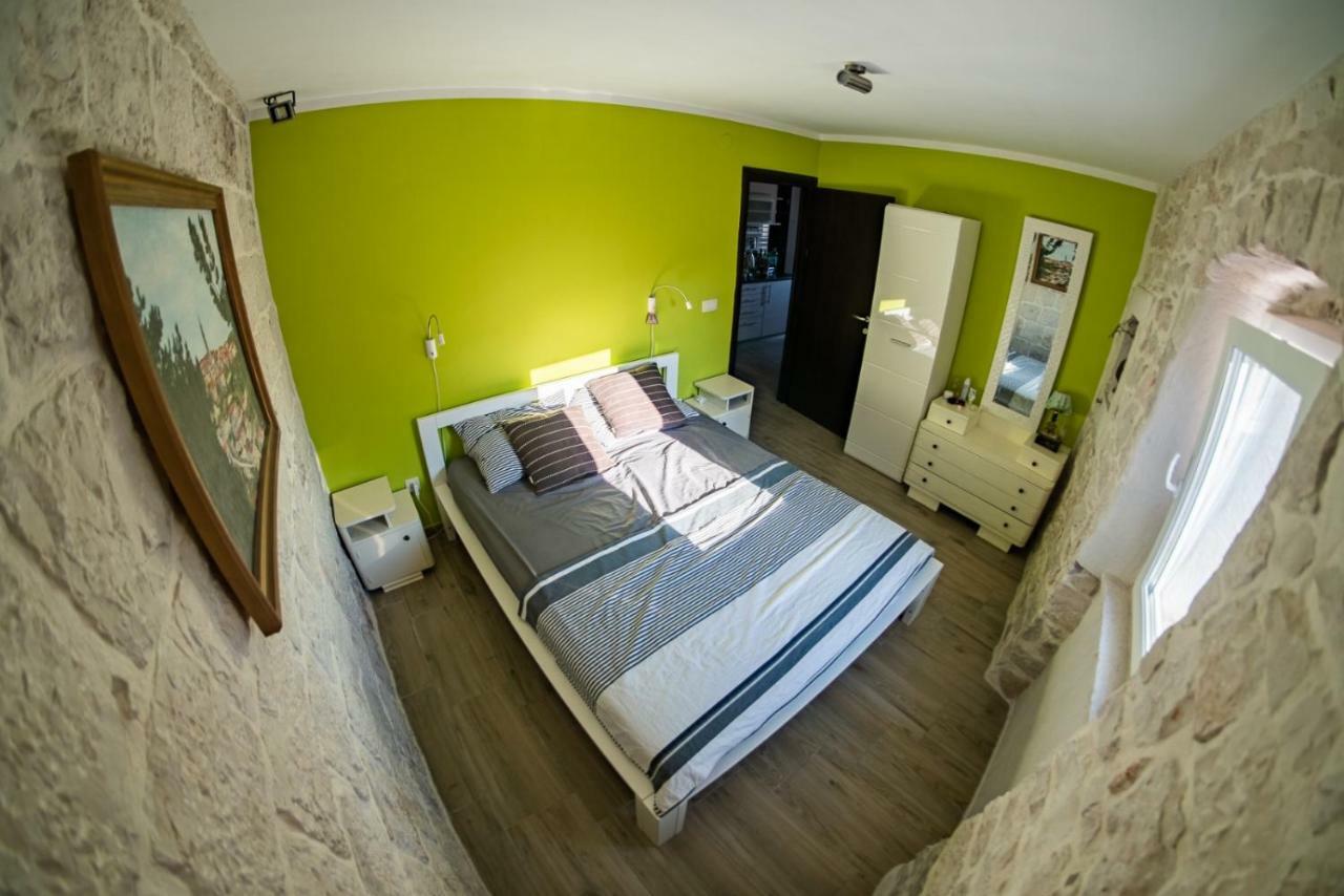 Apartment Buga スラティネ エクステリア 写真